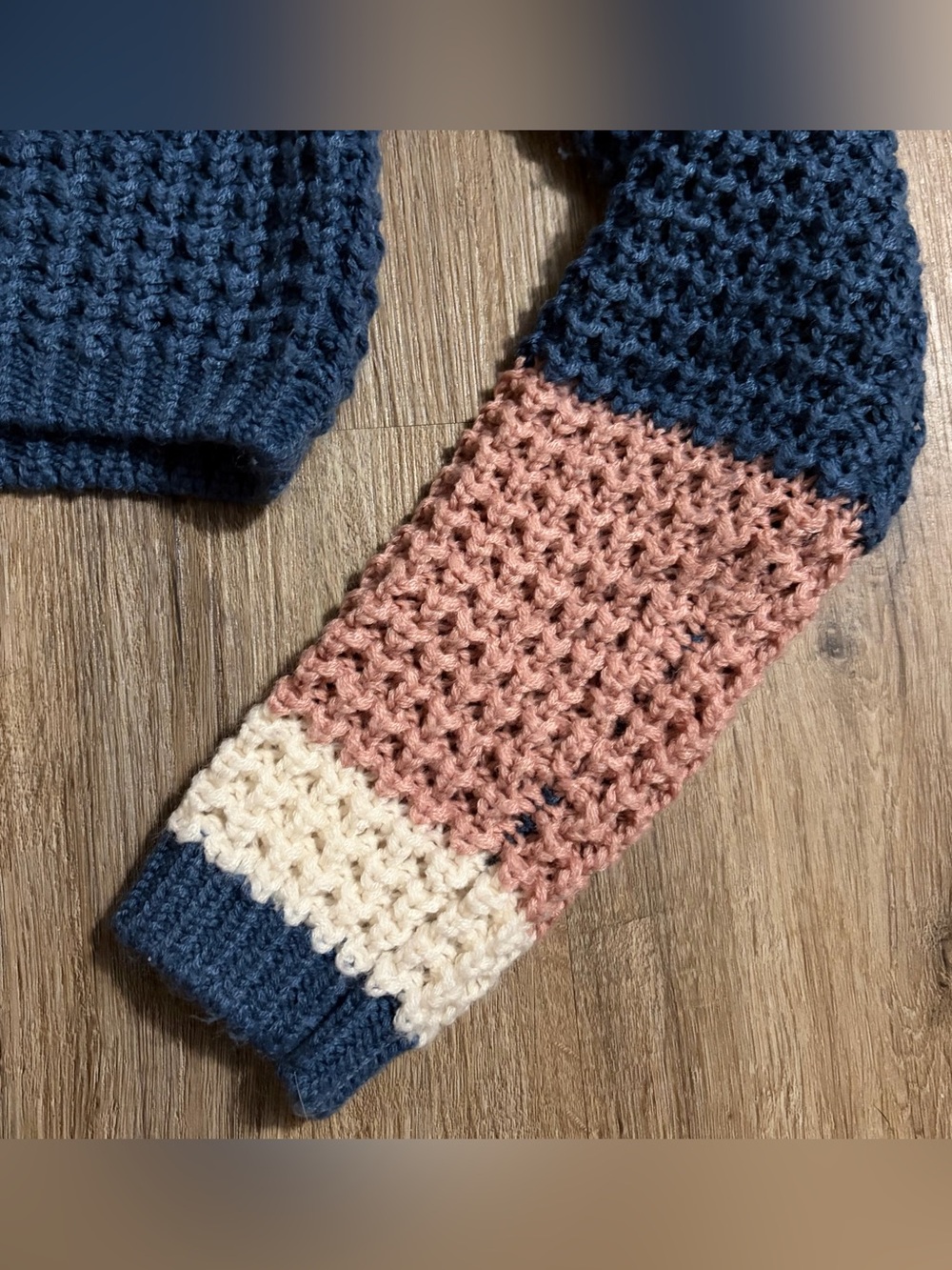 Aeropostale - Cropped Knit Sweater - Mauve, Cream & Blue - Small - XSmall - Picture 5 of 6